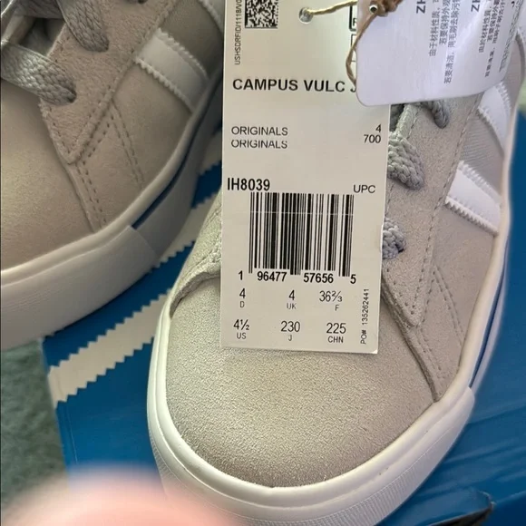 Adidas Grey and white Sneakers NWT 4.5 Campus - Picture 3 of 5